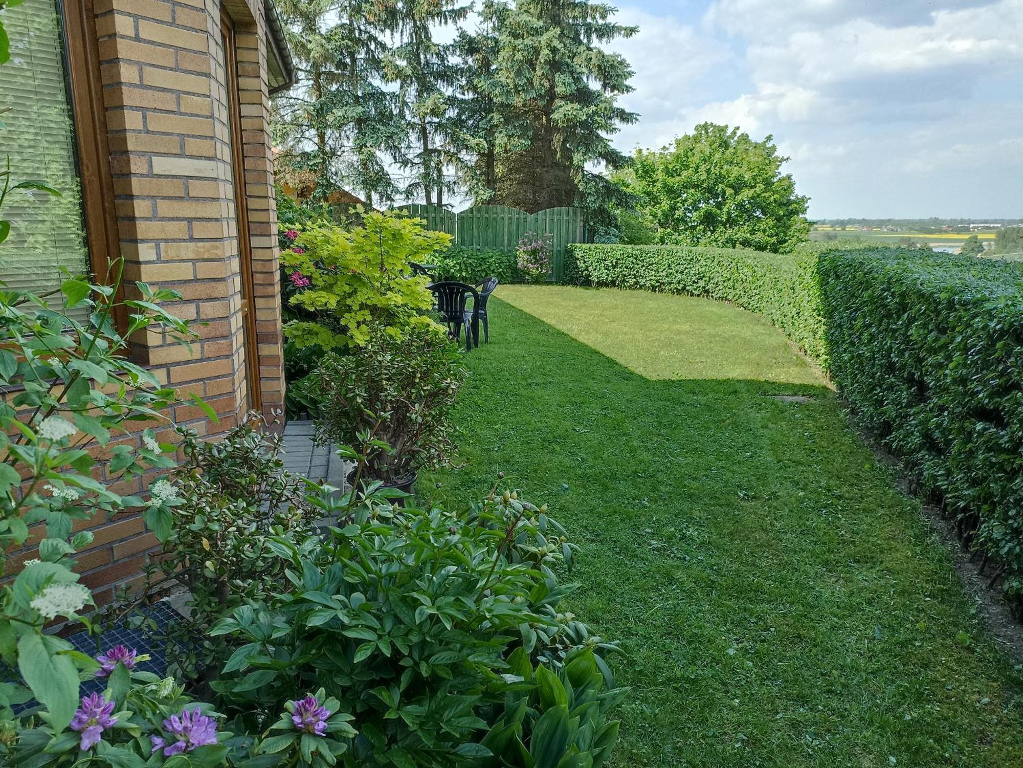 Dom Turysty Na Skarpie Lägenhet Malbork Exteriör bild